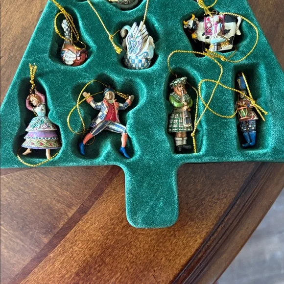 Jim Shore 2006 Red and Green Twelve Days of Christmas - Picture 7 of 8